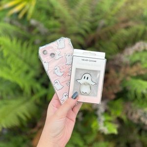 NWT Velvet Caviar Ghost iPhone 13 Case + Phone Grip & Stand